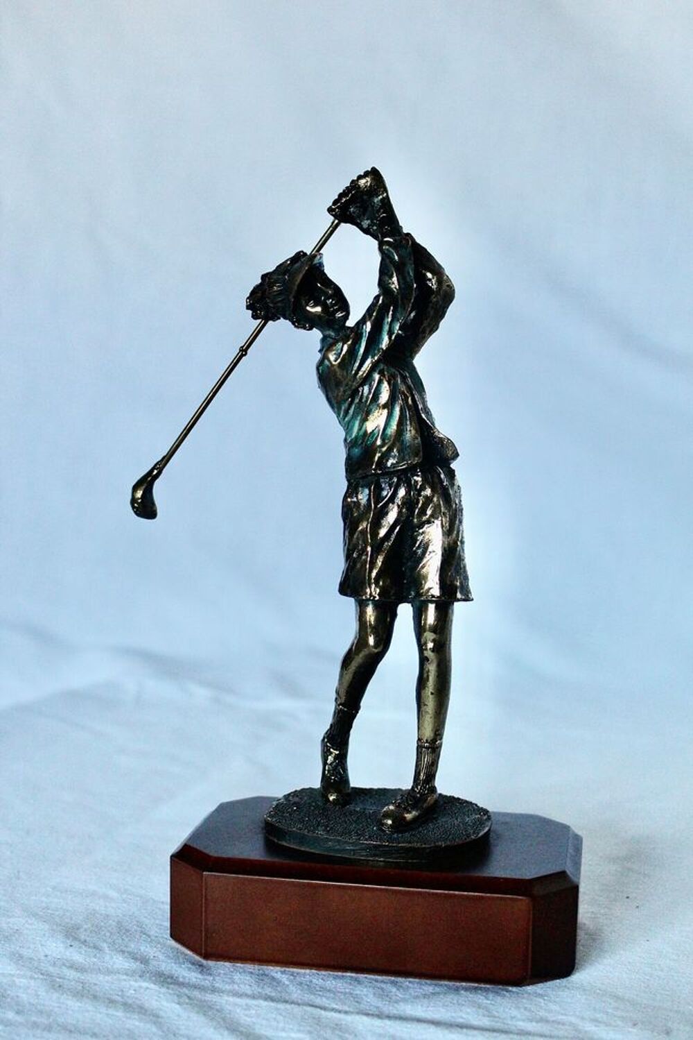GOLF STATUETTE GOLFEUSE Décoration