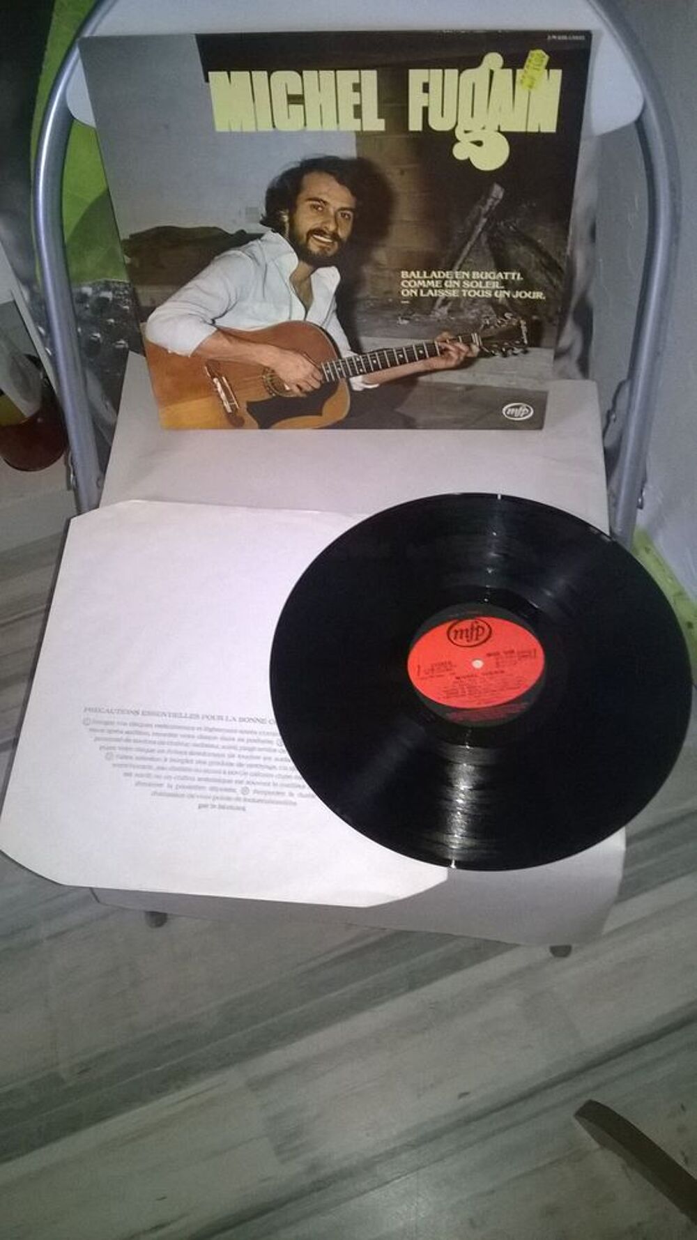 Vinyle Michel Fugain 
Ballade en Bugatti
1979
Excellent e CD et vinyles