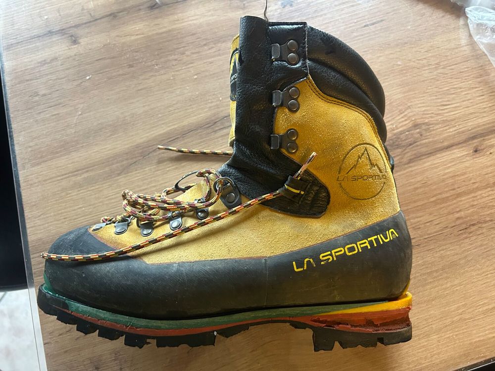 chaussures alpinisme LaSportiva N&eacute;pal Extr&ecirc;me Chaussures