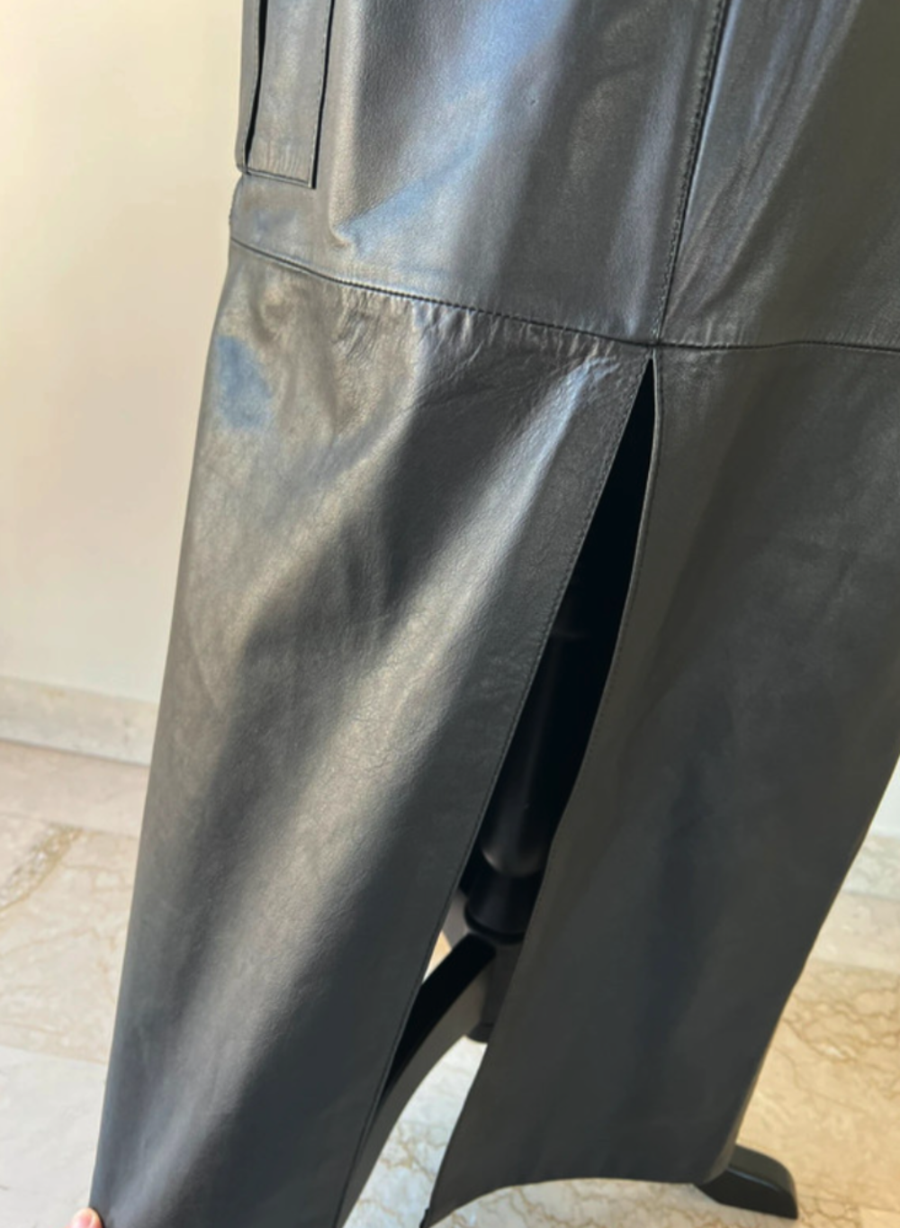 Jupe en cuir Alter Ego
S / 36 / 8&middot;Neuf avec &eacute;tiquette Vêtements
