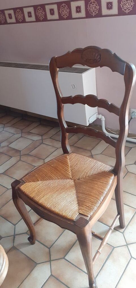 Table et 6 chaises  en chne  marque Riskoff  200 Flville-devant-Nancy (54)