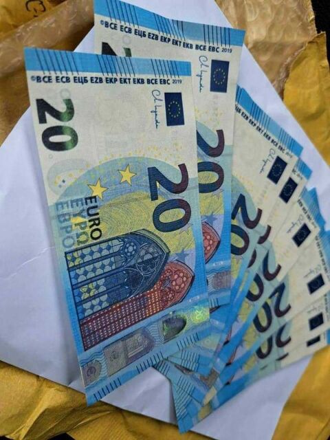 en gros et en d�tails remise � main propre 3000 Strasbourg (67)