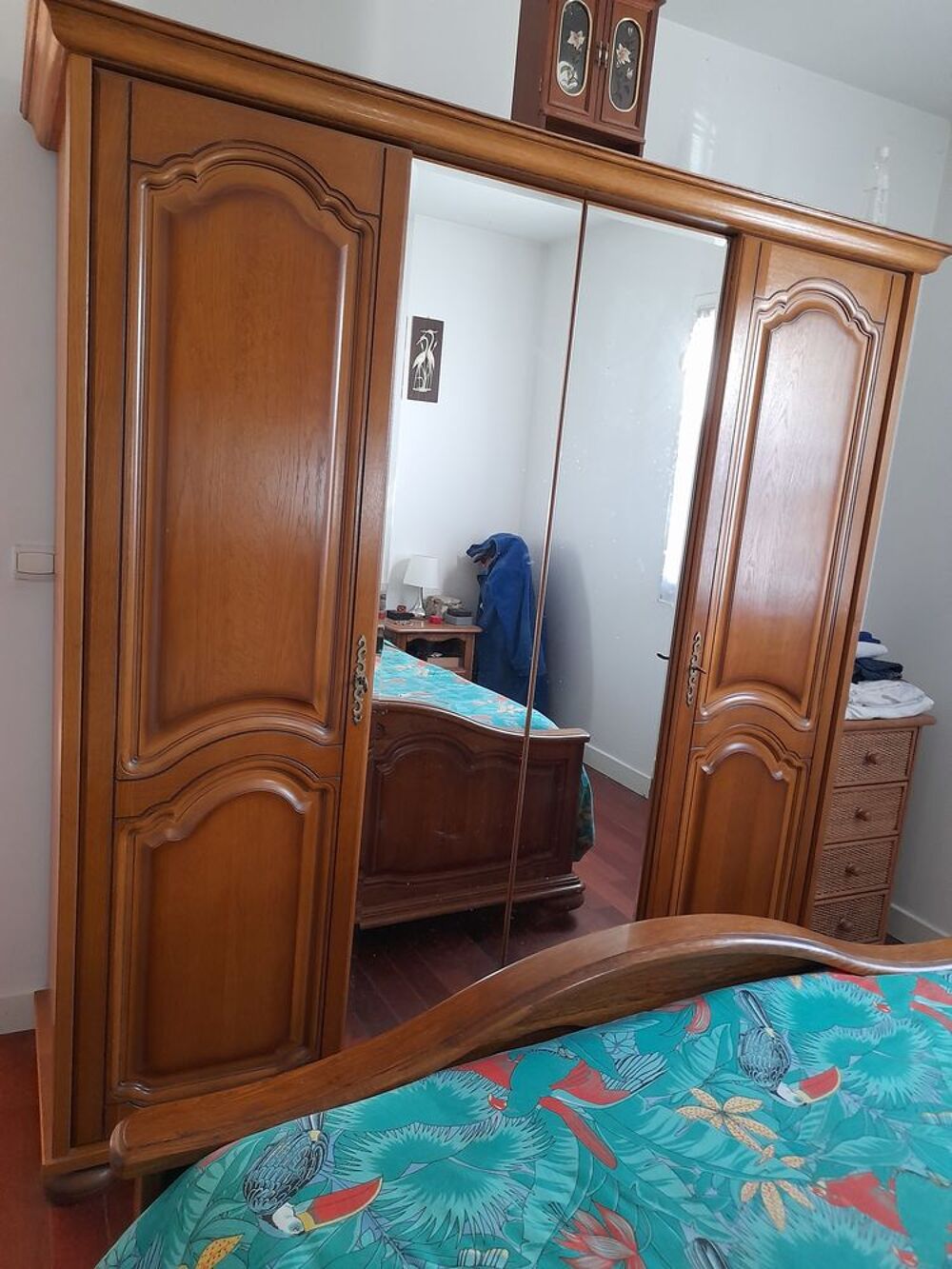 Chambre &agrave; coucher compl&egrave;te Meubles
