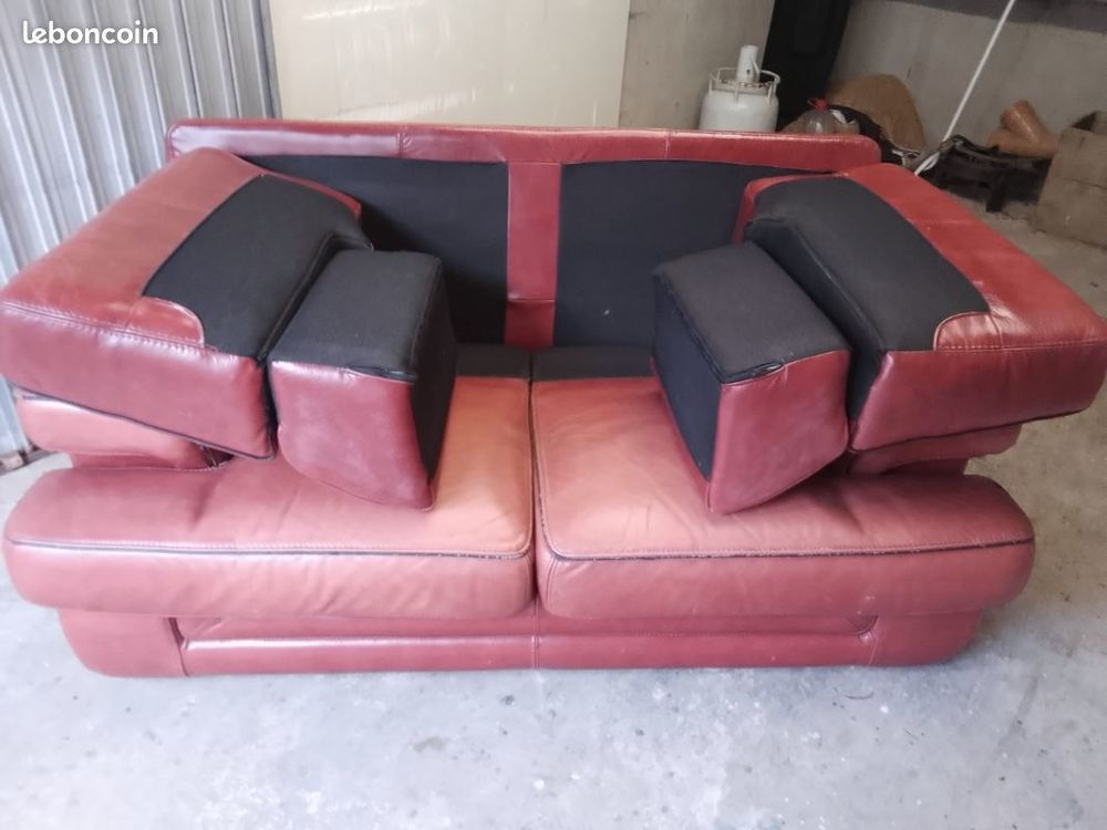 Brade ce superbe canap&eacute; 3 places en cuir pleine fleur tbe Meubles