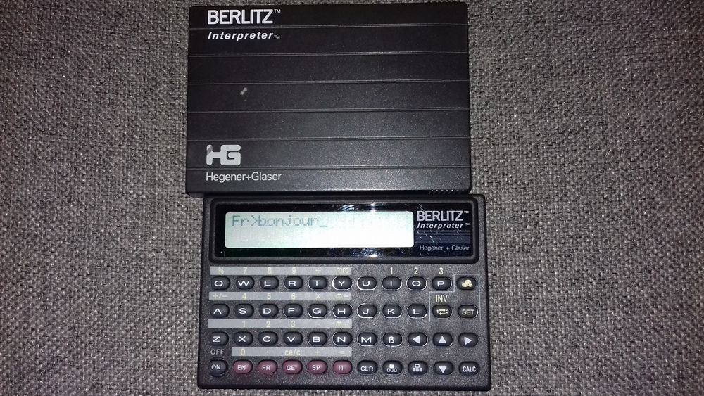 Interpr&eacute;teur Berlitz. 
Traducteur de voyage.
Cinq langues Matériel informatique