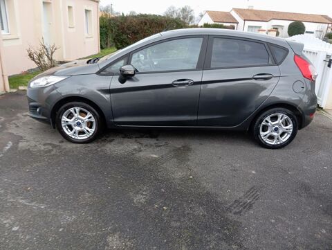 Ford fiesta 1.25 82 Edition