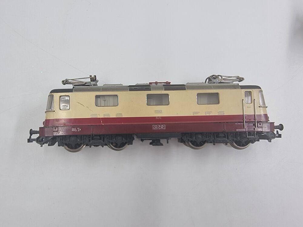 Lot de 5 wagons de trains miniatures SBB CFF FFS Jeux / jouets