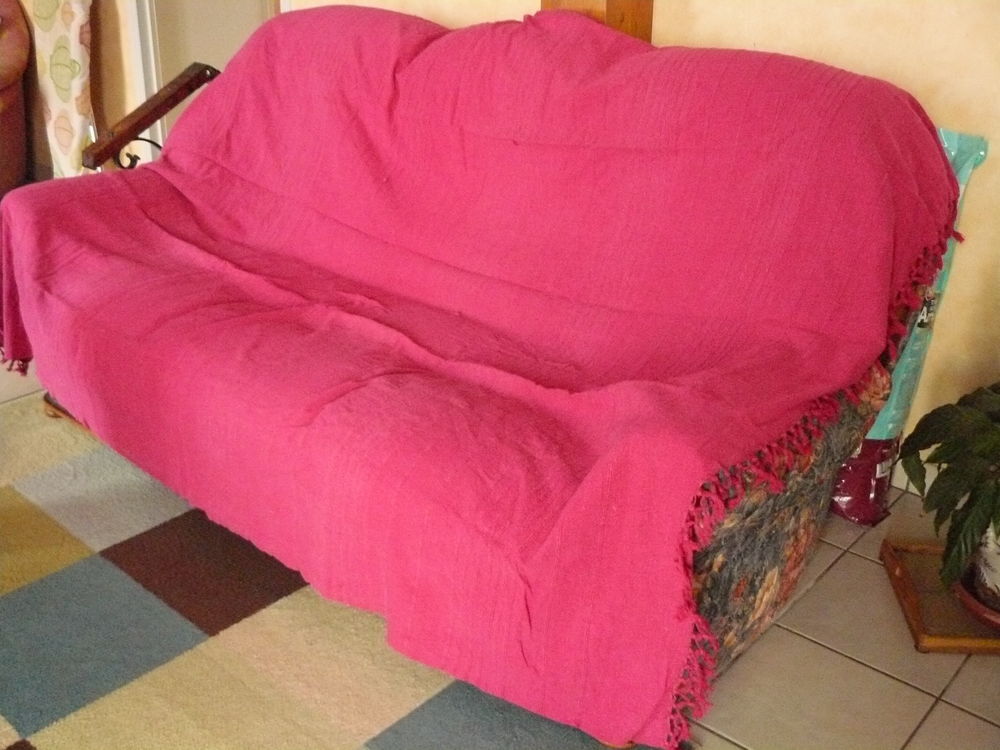 jet&eacute;e canap&eacute; / dessus de lit "bibi" Décoration