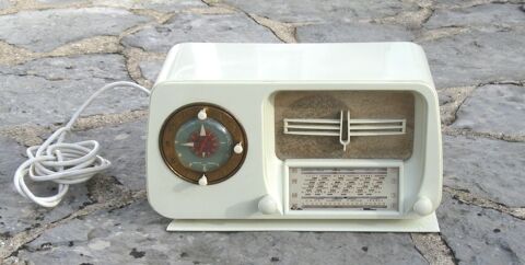 Radio-Rveil TSF Ducretet Thomson L4323 de 1952  Restaurer 60 Maule (78)