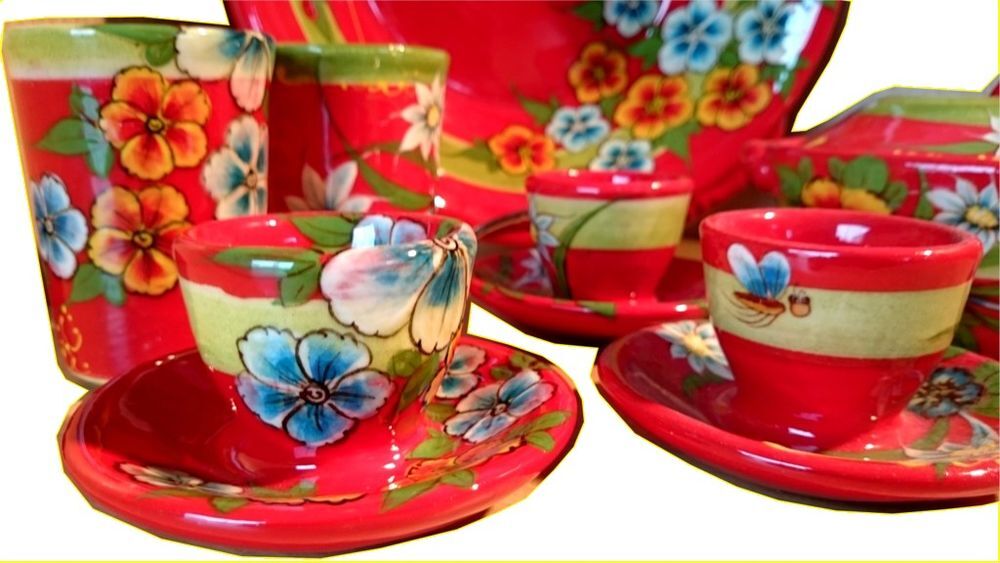 Poterie rouge th&egrave;mes fleurs , saladier , tasses , coquetier Décoration