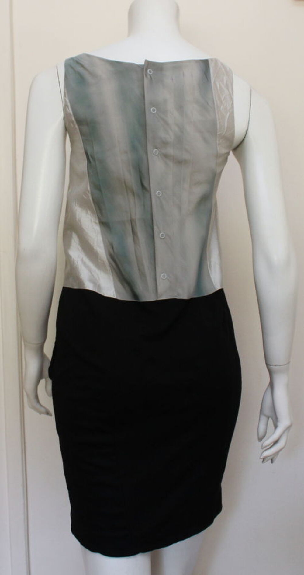 Robe gris &amp; noir NINA RICCI 
T.S Vêtements