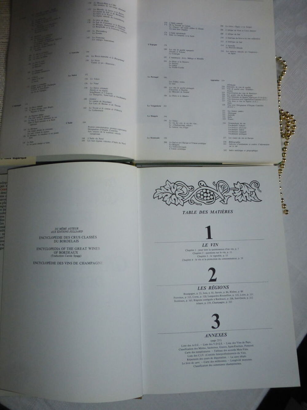 livre LES GRANDS VINS Livres et BD