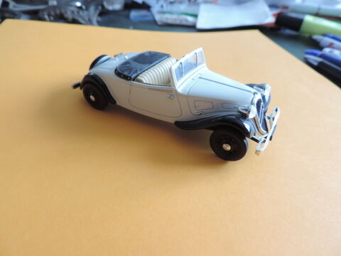 TRACTION AVANT - DECAPOTABLE - Echelle : 1/43 ème. 10 Albi (81)