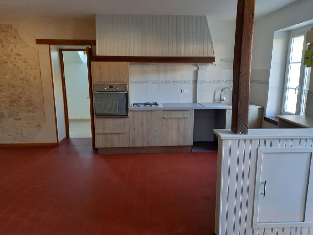 Location Maison Pannes Maison type 4 dans secteur calme Pannes