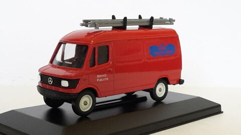 Mercedes 407D fourgon service publicit 22 Follainville-Dennemont (78)