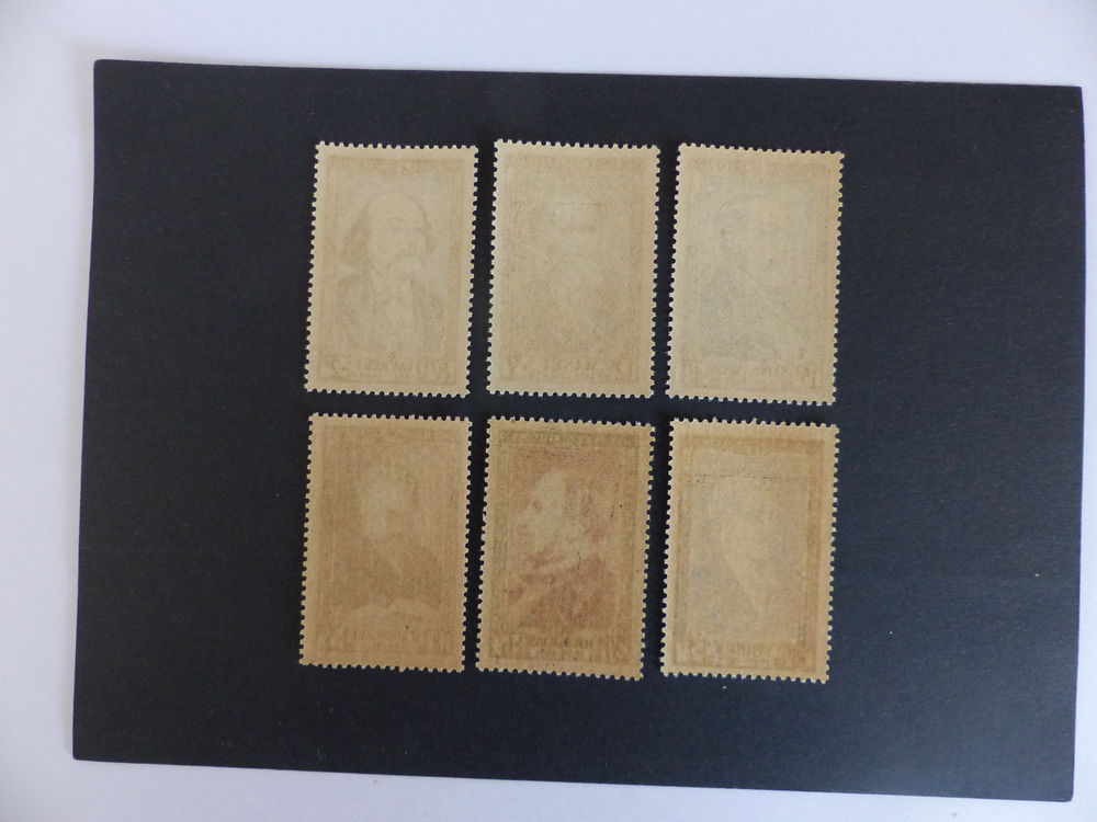 TIMBRES 930 / 935 NEUFS ** COTE 60 € 