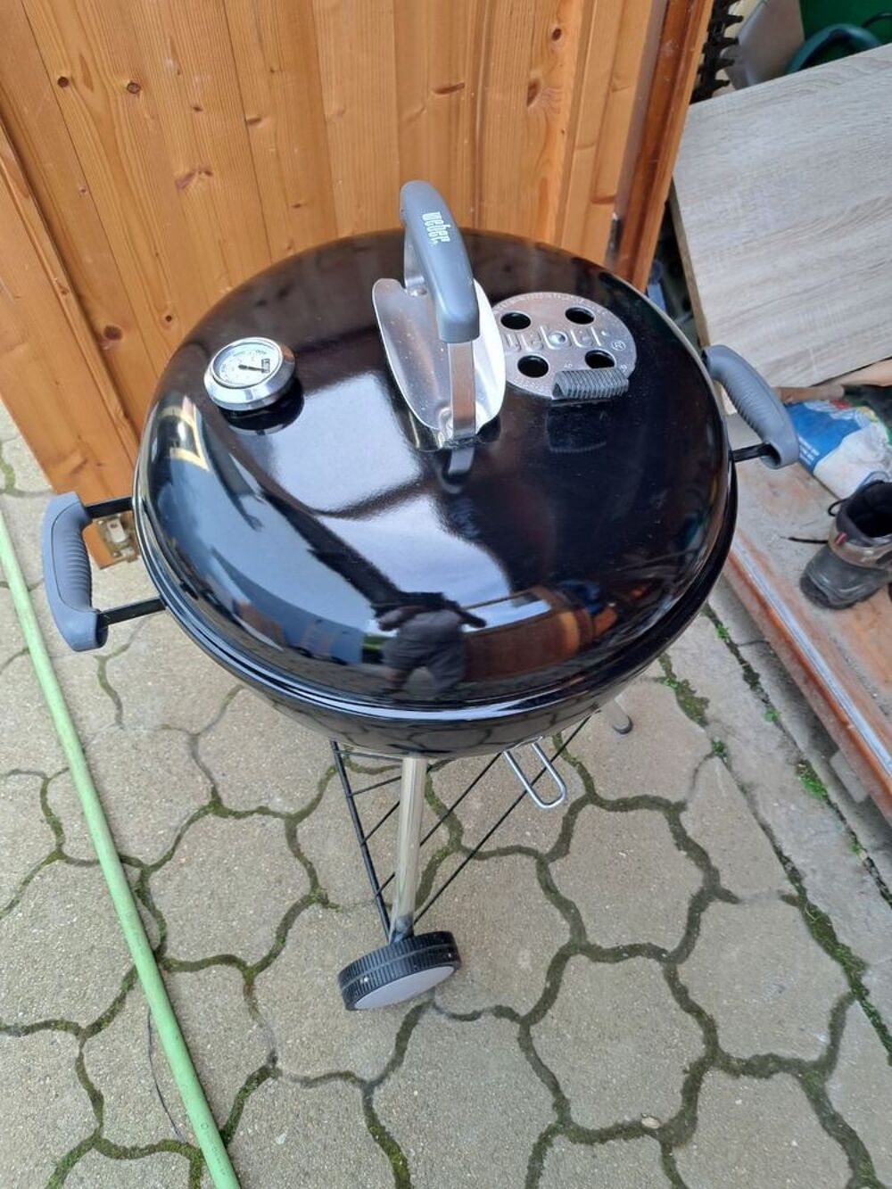 BARBECUE WEBER Jardin