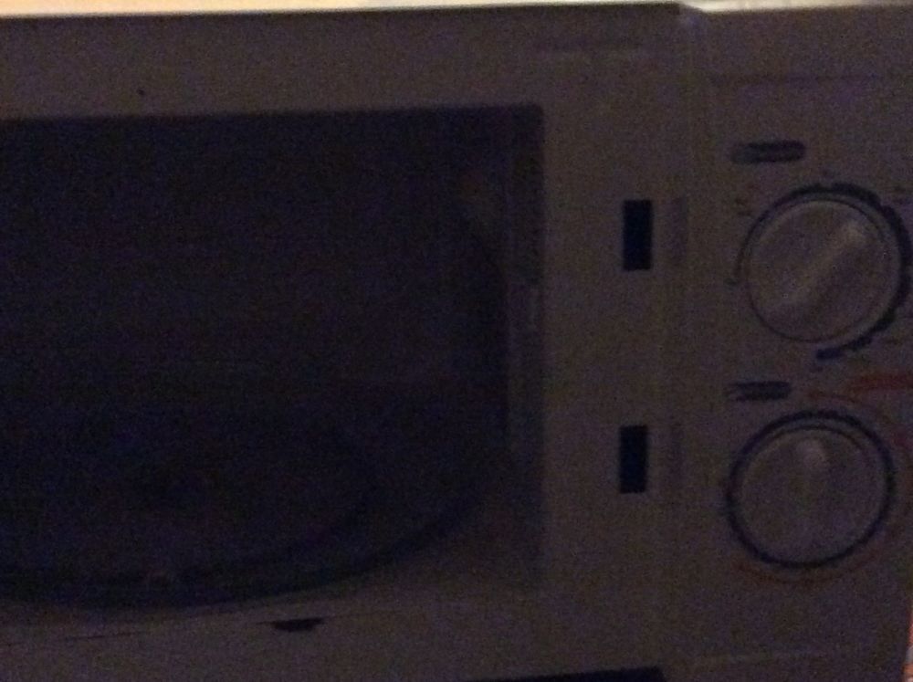 Four micro onde grill Electroménager