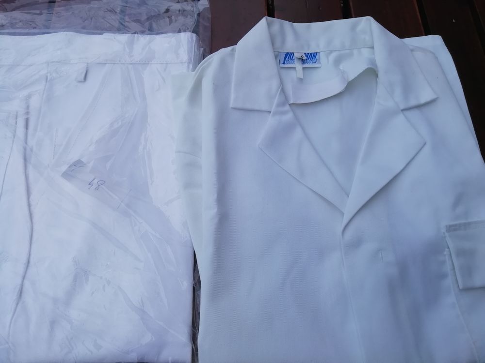 v&ecirc;tement de travail peintre en b&acirc;timent 48/50
Vêtements