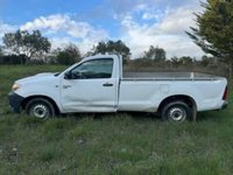 Hilux 2 Roues Motrices Pick-up 2.5L D4D 2WD King cab 120ch 2008 occasion 83830 Bargemon