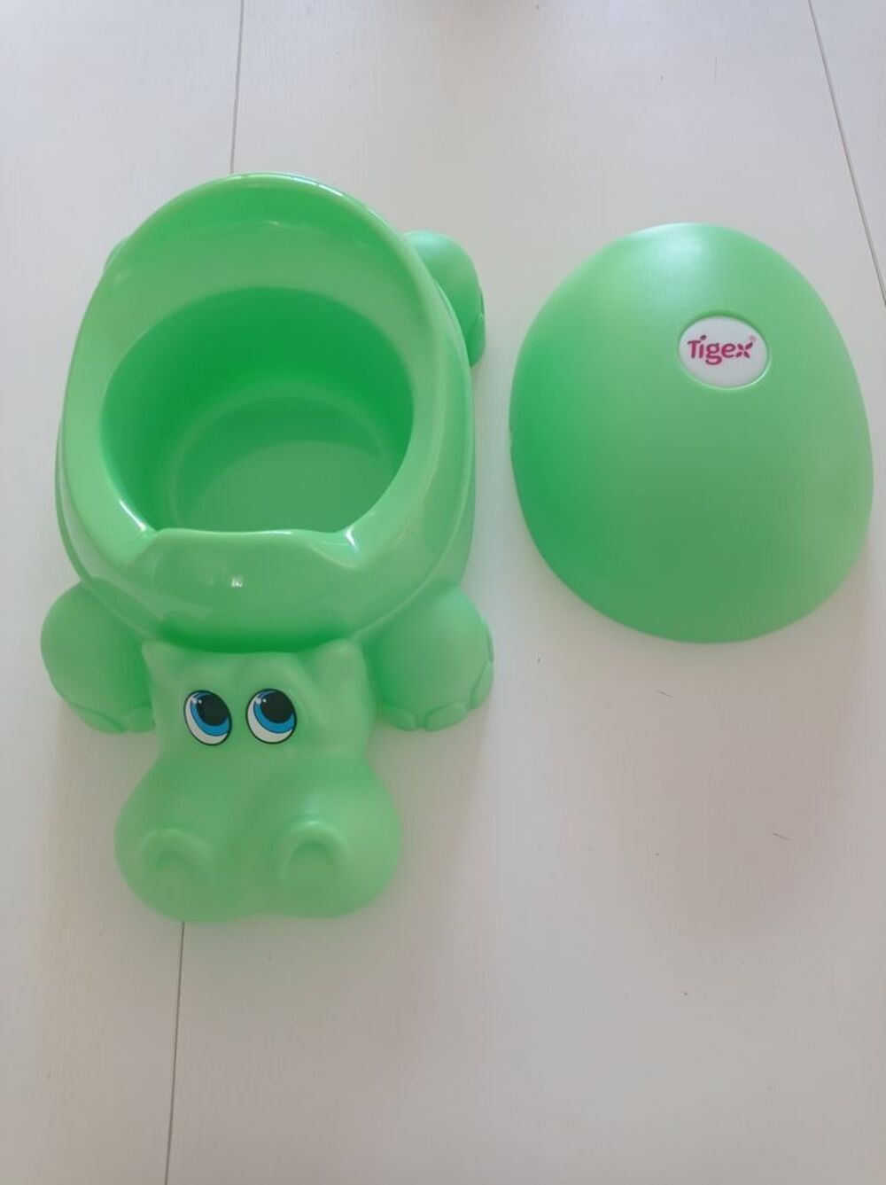 Pot hippopotame tigex neuf Puériculture