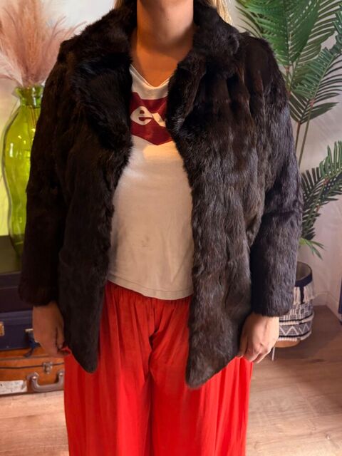 Manteau, vintage fourrure Maisdon-sur-Sèvre (44)