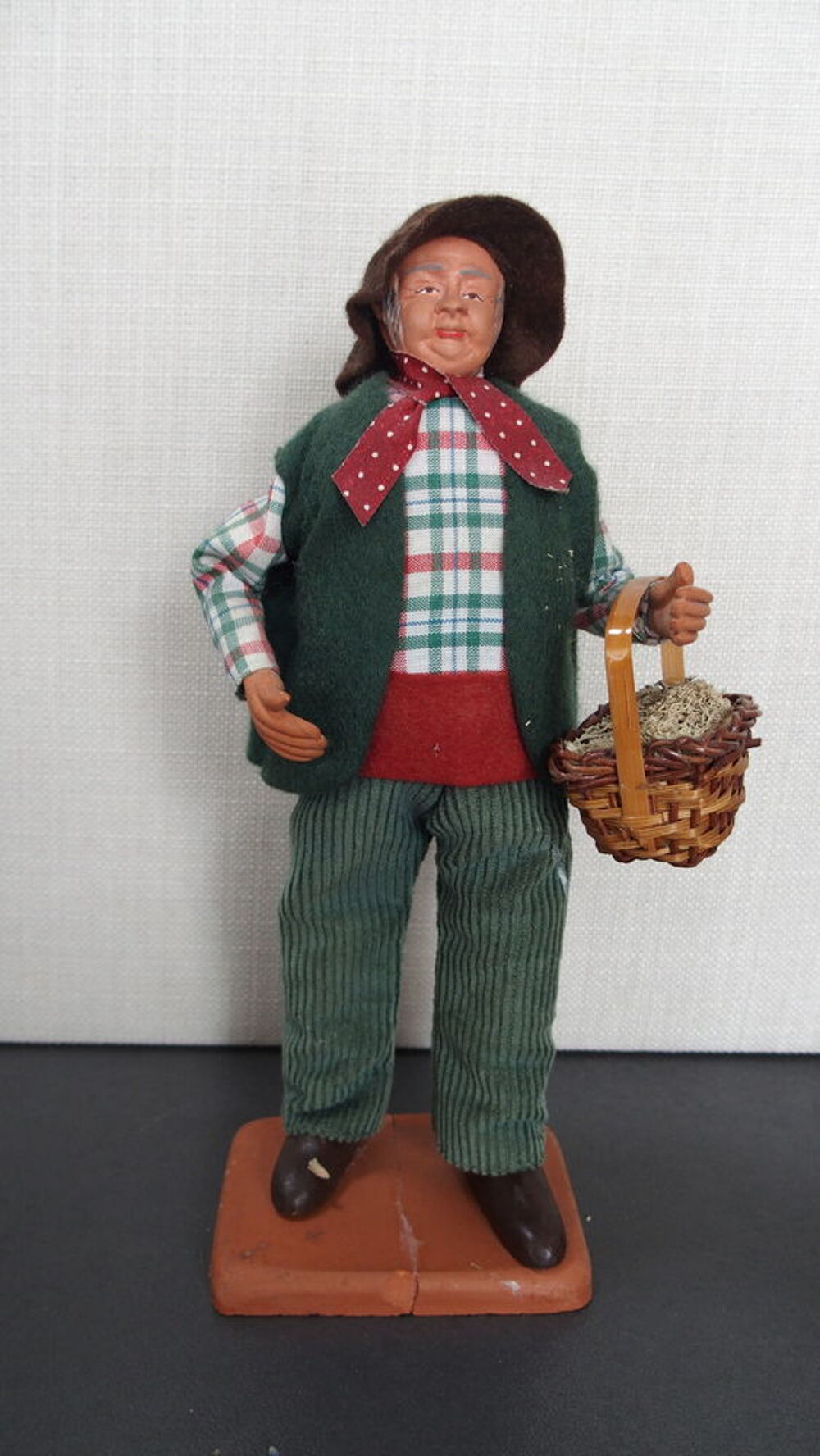 SANTON DE PROVENCE CLAUDE CARBONEL - HOMME PANIER (22 cm) 