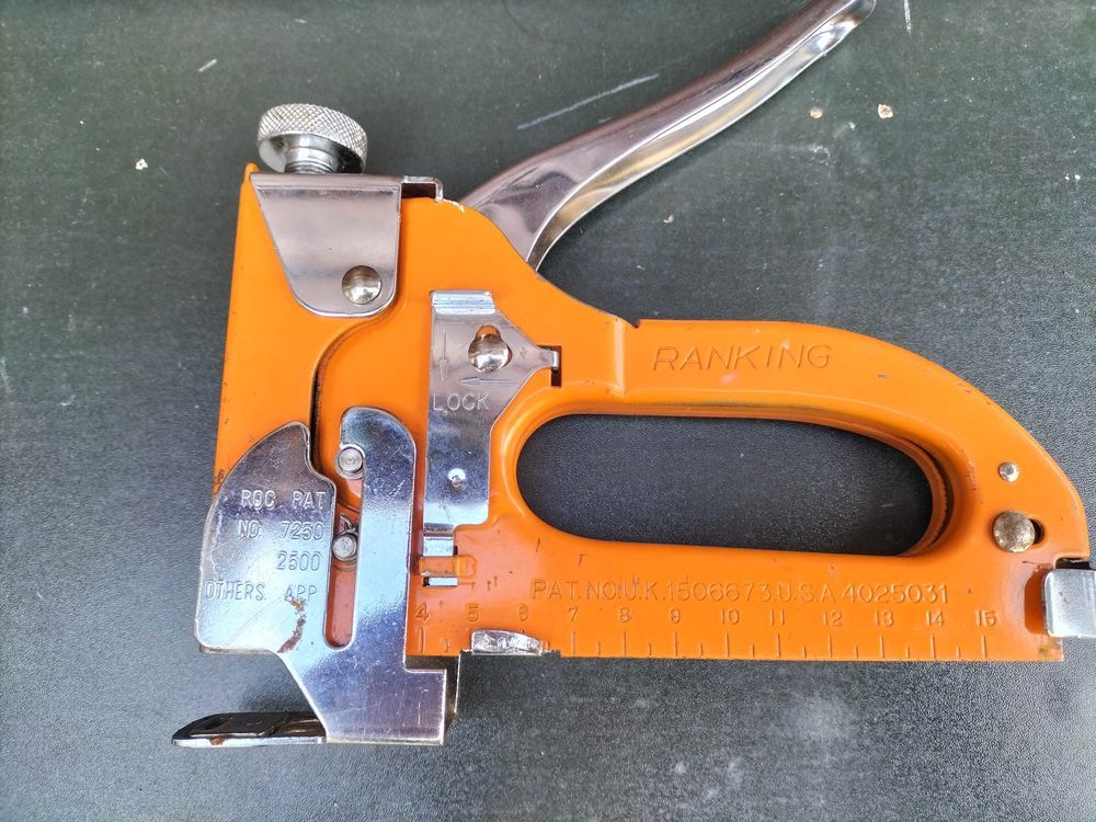 agrafeuse pro Bricolage