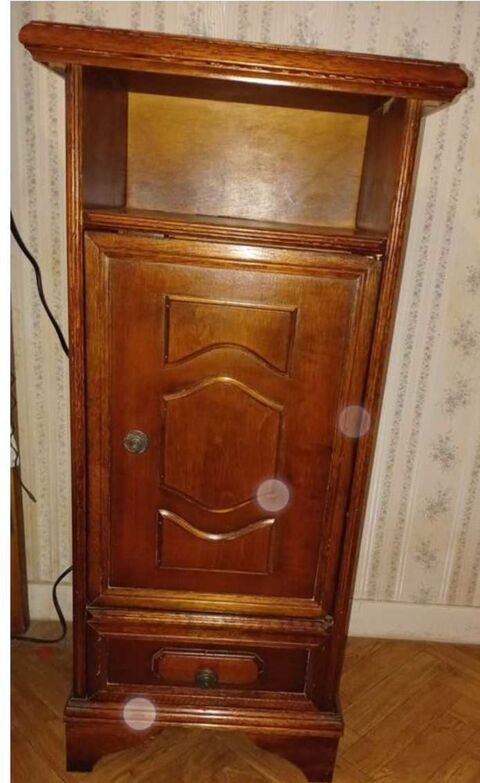 2 tables de nuit /chevet au style art nouveau 35 Olonne-sur-Mer (85)