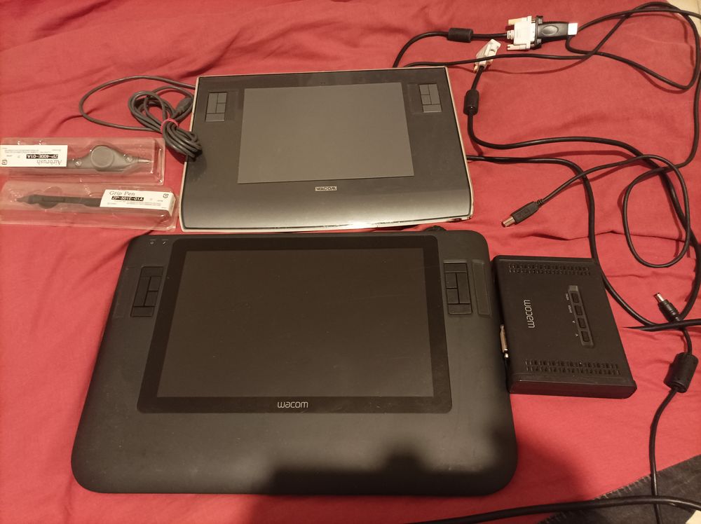Tablettes Wacom Cintiq DTZ, Cintiq 3, stylets Matériel informatique