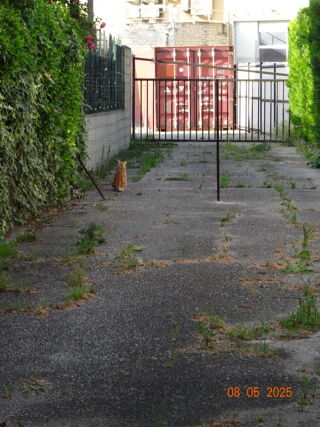  Parking / Garage � louer 18 m� Viol�s