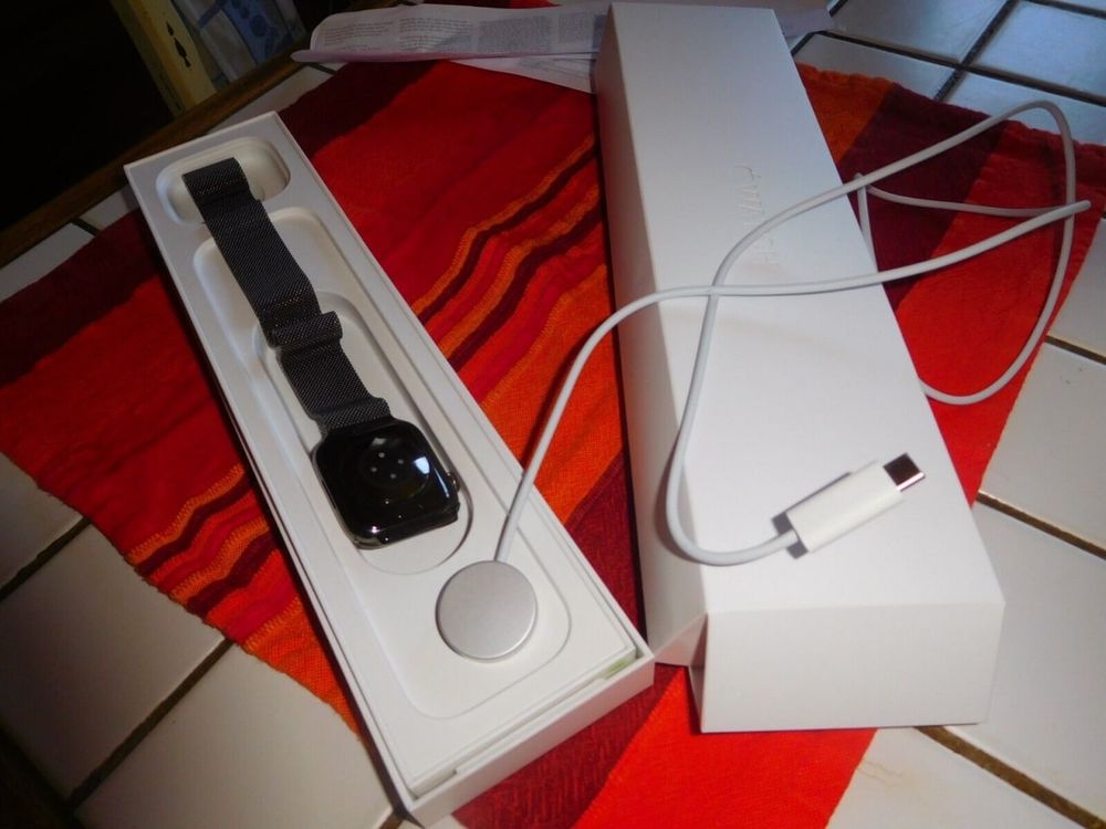 MONTRE CONNECTEE APPLE WATCH 45 MM SERIE 7 Matériel informatique