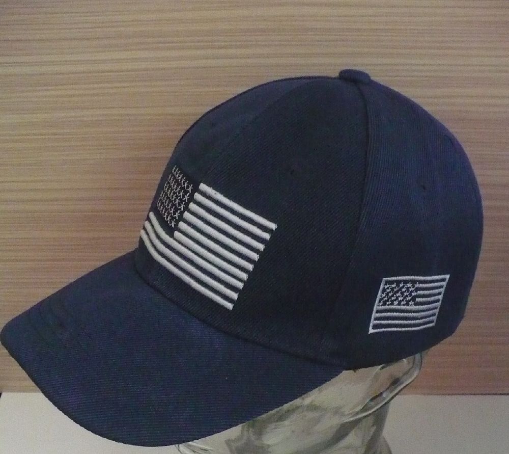 Casquette Bleu Brod&eacute;e - Mixte - 56/61cm Vêtements