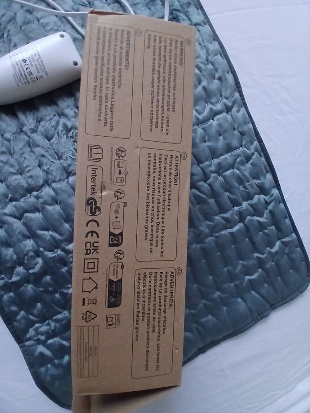 Tr&egrave;s beau coussin chauffant &eacute;lectrique XXL 
Vêtements