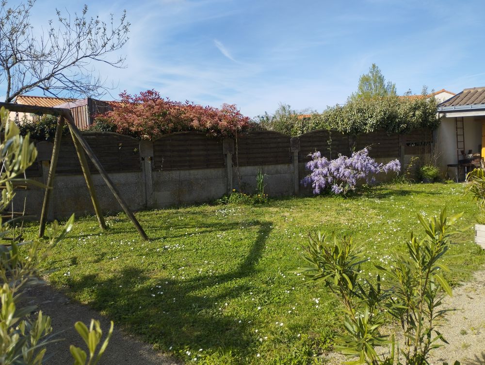 Location Maison Maison individuelle avec jardin + garage au Landreau Le landreau