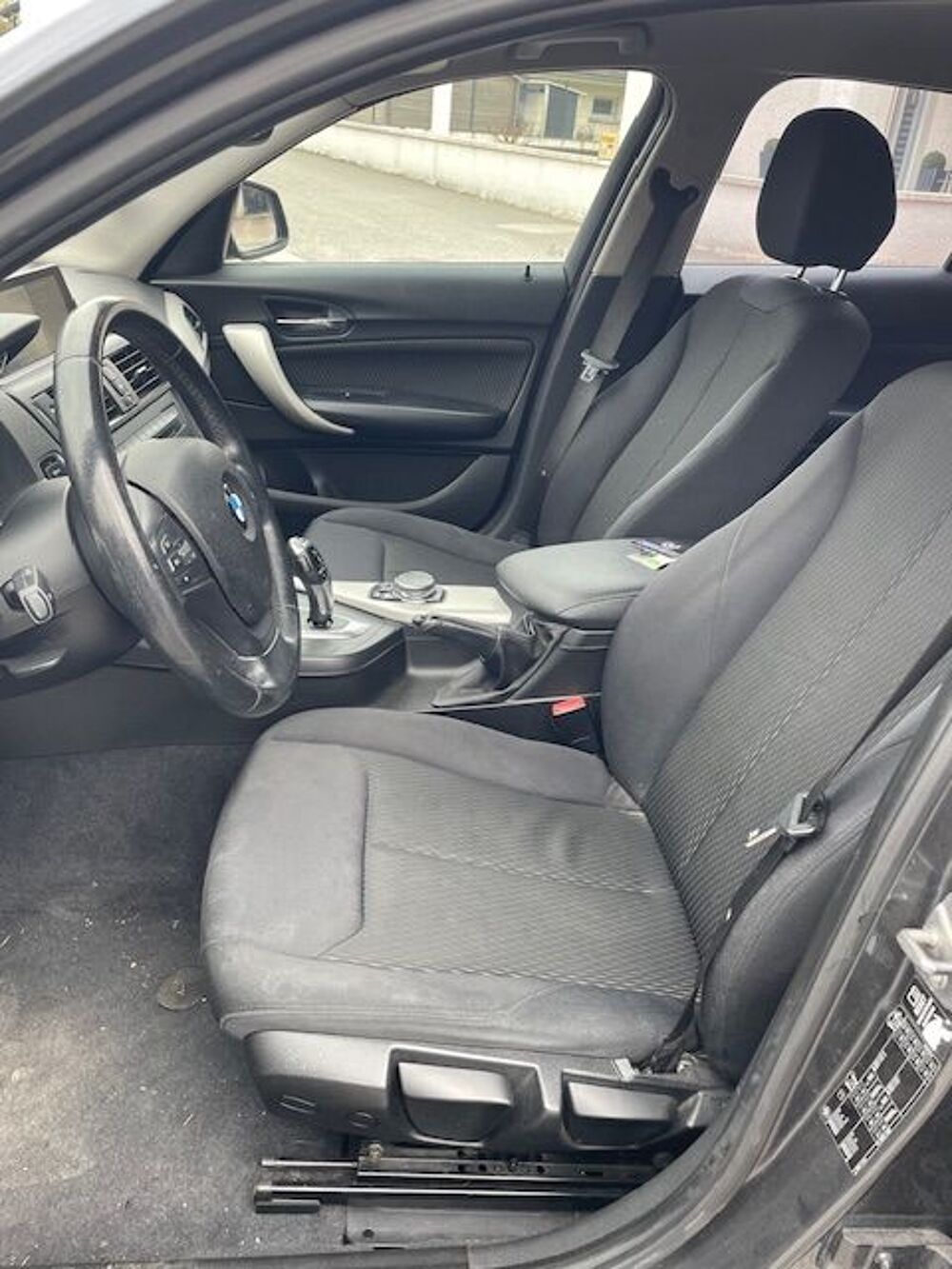 S&eacute;rie 1 118d 143 ch 110g Executive A 2013 occasion 74950 Scionzier