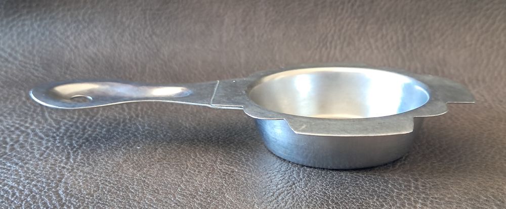 passoire filtre passe th&eacute; passe lait estampill&eacute; fr inox Cuisine