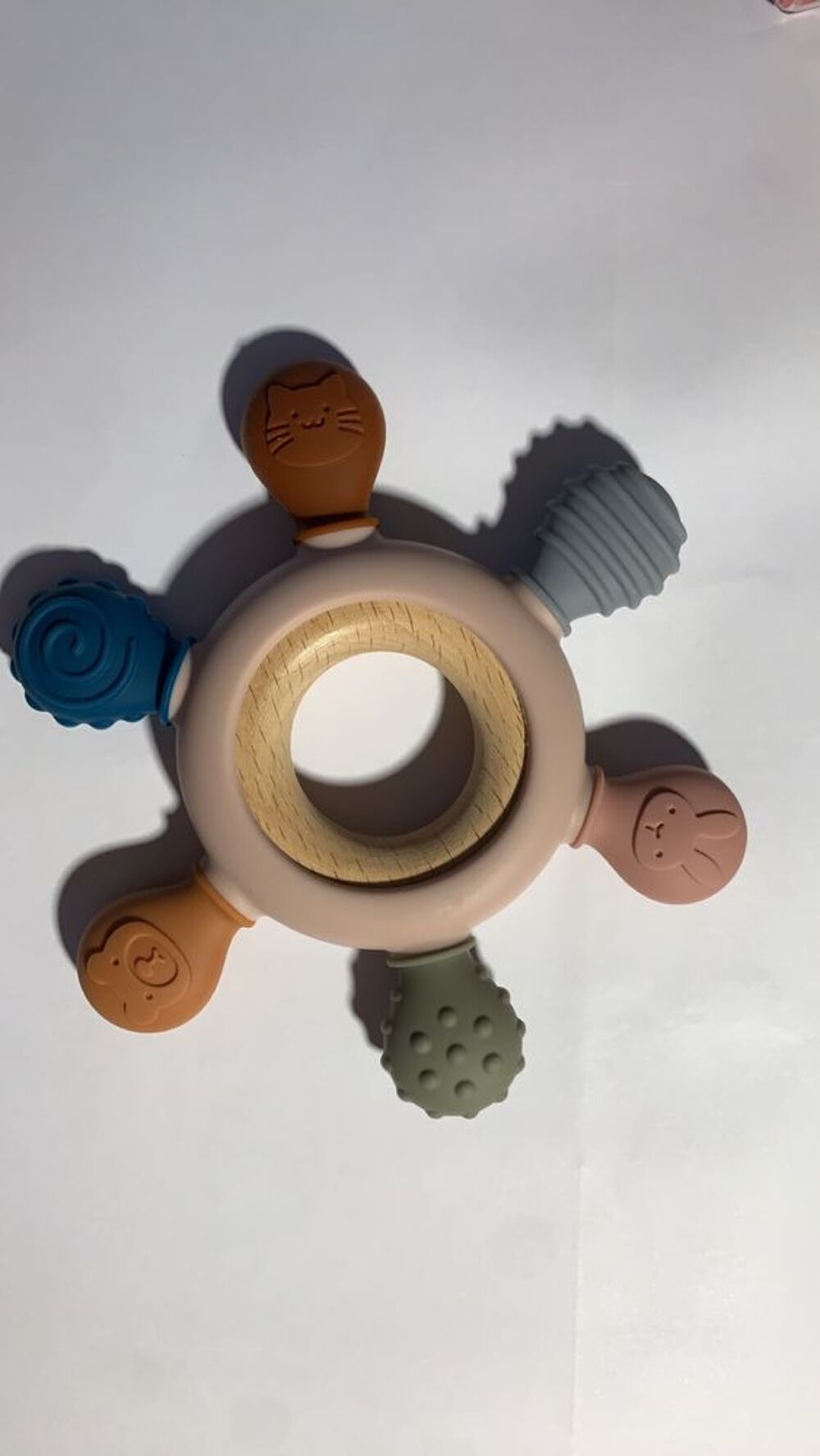 Anneau de dentition b&eacute;b&eacute; silicone Puériculture