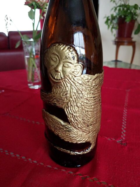 Magnifique bouteille de collection année 1980 18 Auneau (28)