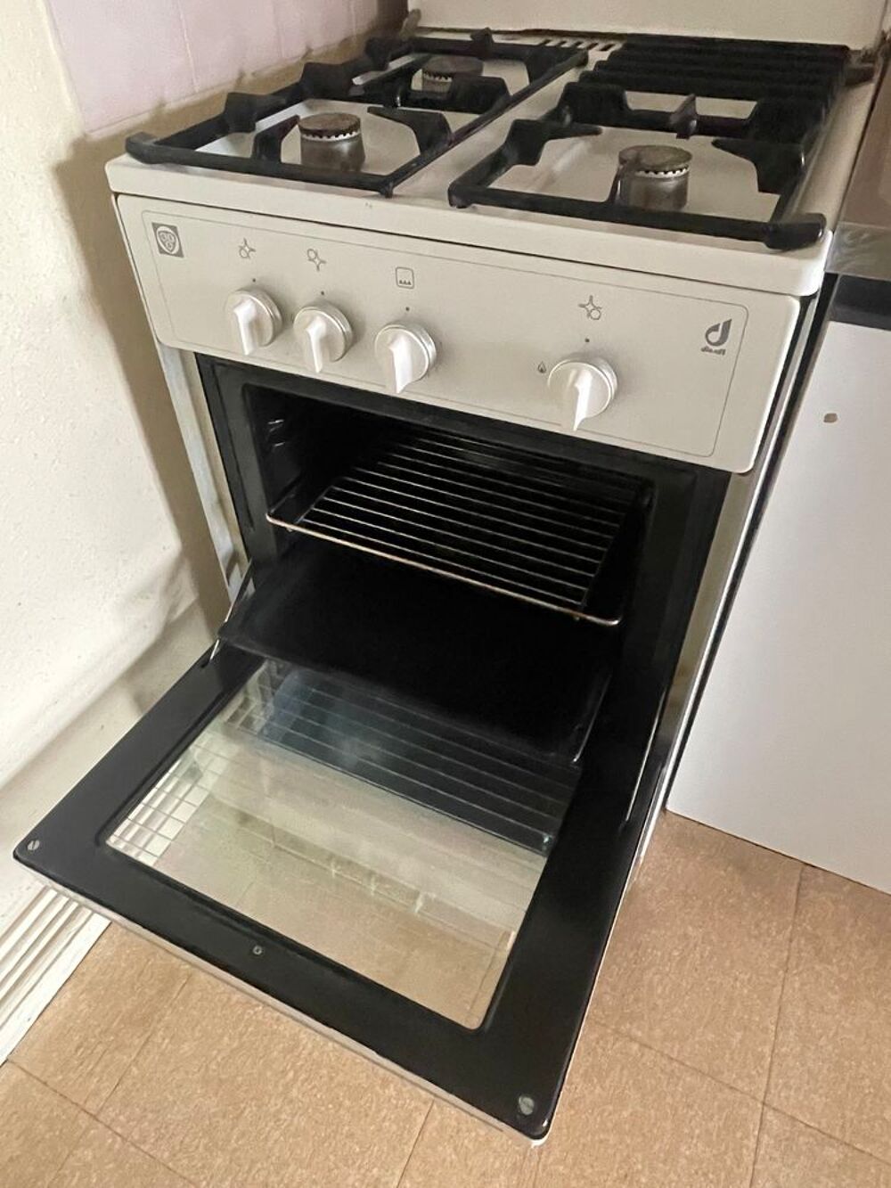 Cuisini&egrave;re &agrave; gaz de ville Electroménager
