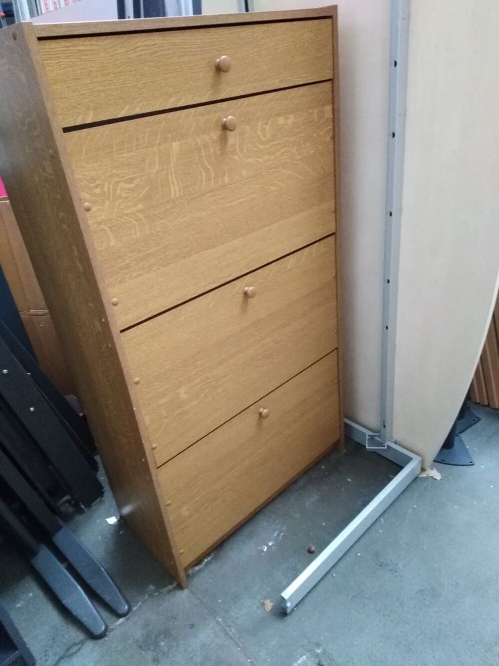 meuble a chaussure en parfaite &eacute;tat g&eacute;n&eacute;ral Meubles