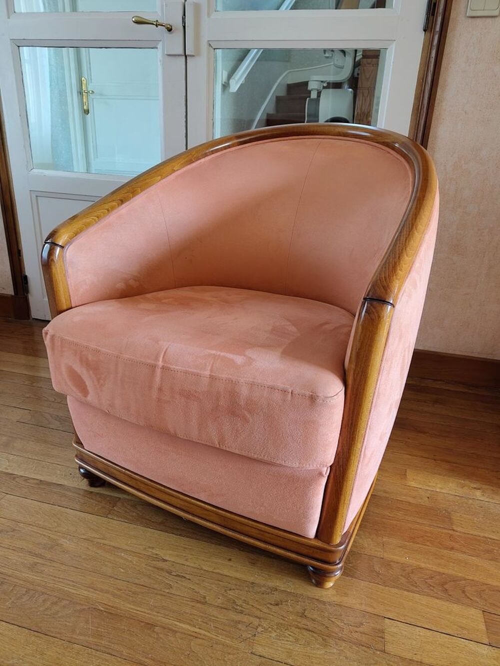 Ensemble canap&eacute;, 2 fauteuils dont un club pour salon Meubles