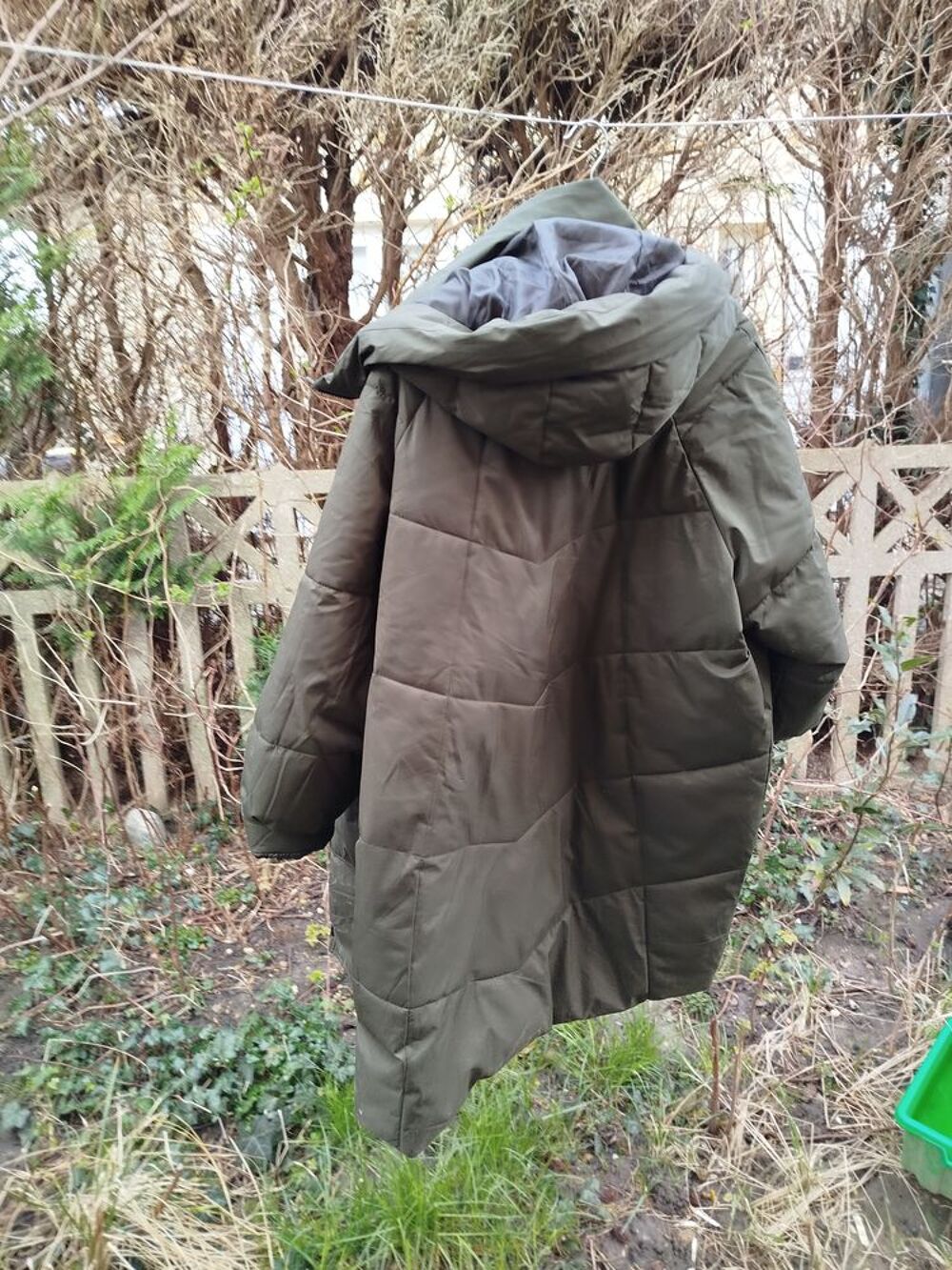 doudoune femme taille xxl Bon &eacute;tat disponible de suite Vêtements