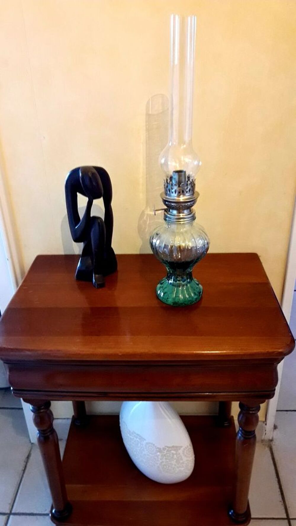 Lampe &agrave; p&eacute;trole pied en verre couleur &eacute;meraude Décoration