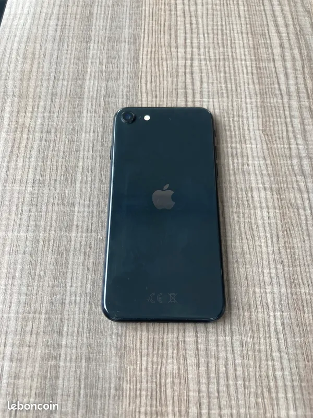 I PHONE SE ( 128 GO Noir ) Téléphones et tablettes