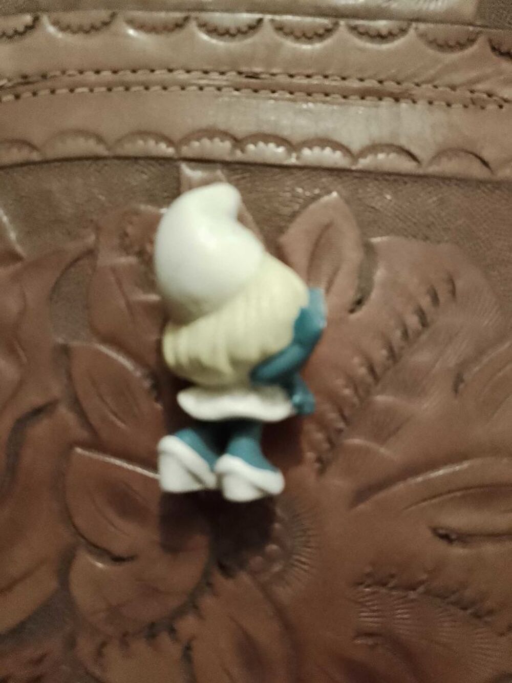 figurine de schtroumpfette bleue/blanche vintage ann&eacute;es 80. Jeux / jouets