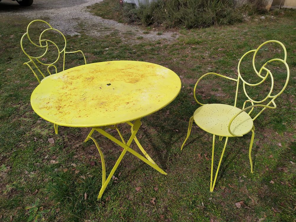 Table ronde de jardin et 2 fauteuils Jardin