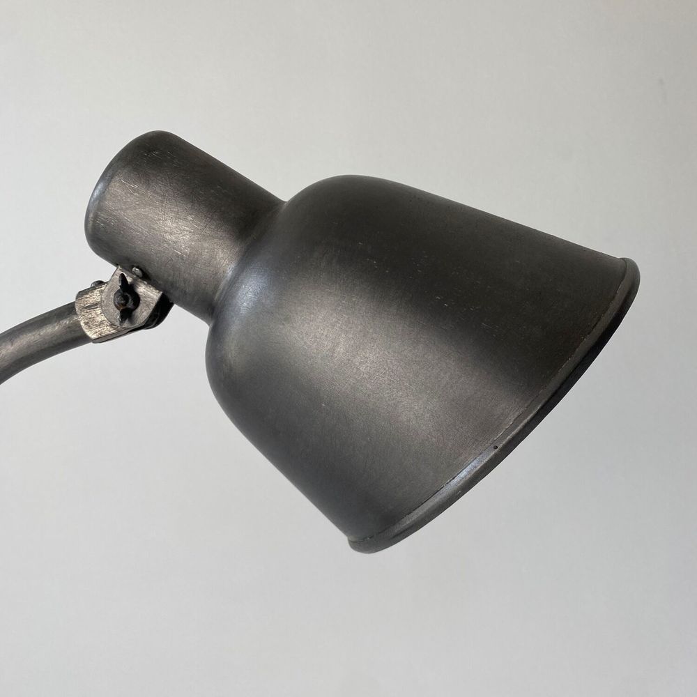 ANCIENNE LAMPE DE BUREAU BAUHAUS " BUR " MODELE 2700 Décoration