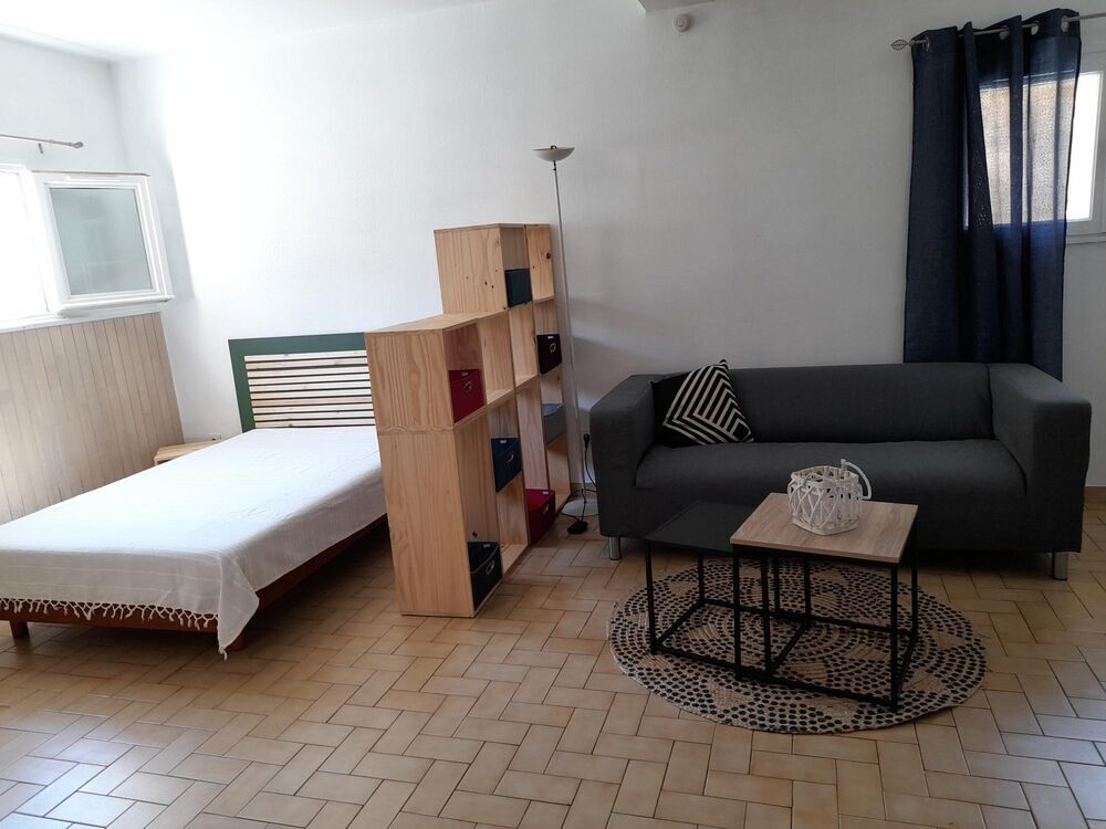 Location Appartement studio meublé Montélimar
