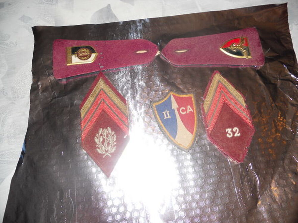 PROPOSE INSIGNES MILITAIRES FFA 1970 